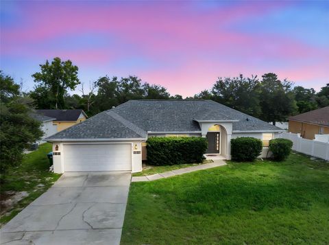 Photo of 1725 Hernando Avenue, Deltona, FL 32725 (MLS # V4944751) Photo of 1725 Hernando Avenue, Deltona, FL 32725 (MLS # V4944751)