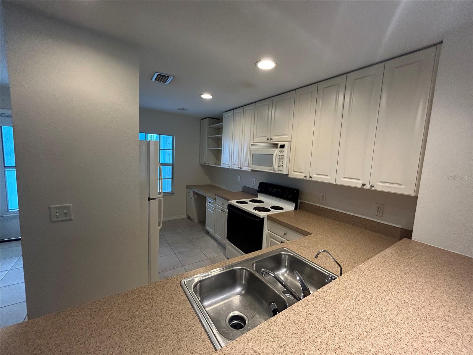 COLONY AT SABAL TRACE PH 01 - Residential Lease