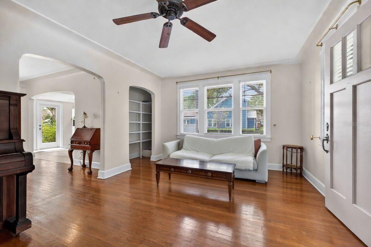 CHEVY CHASE - Residential