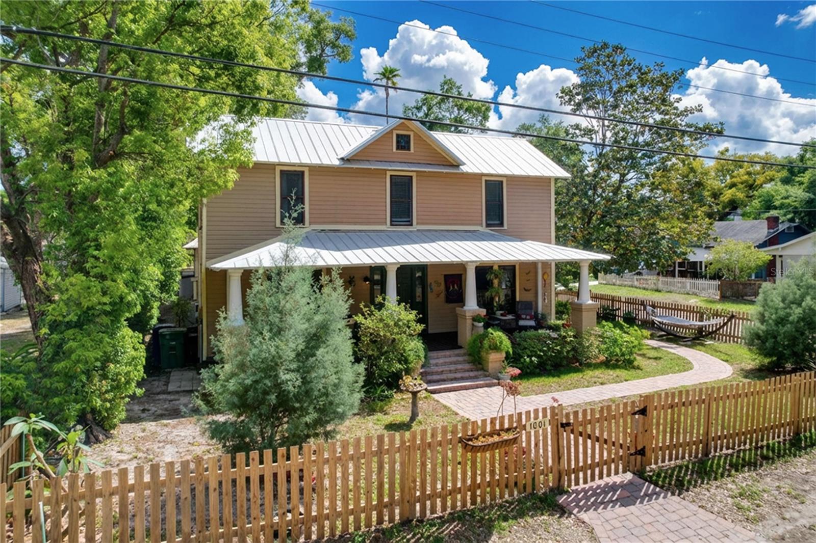 CRAWFORD PLACE - Residential