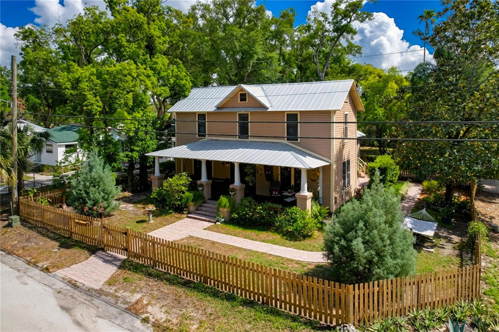 CRAWFORD PLACE - Residential