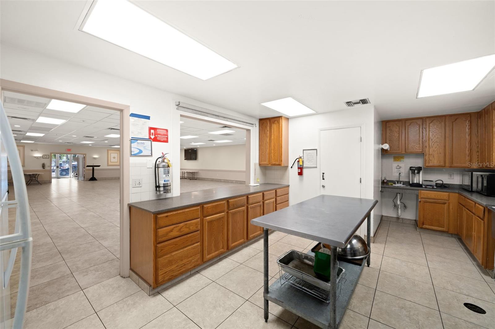 CAPE CORAL - Commercial Sale