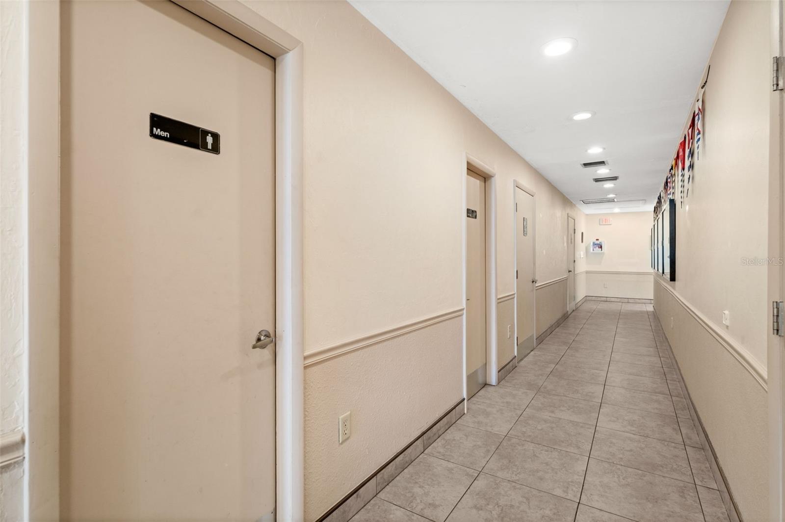 CAPE CORAL - Commercial Sale