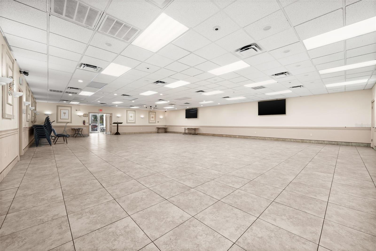 CAPE CORAL - Commercial Sale