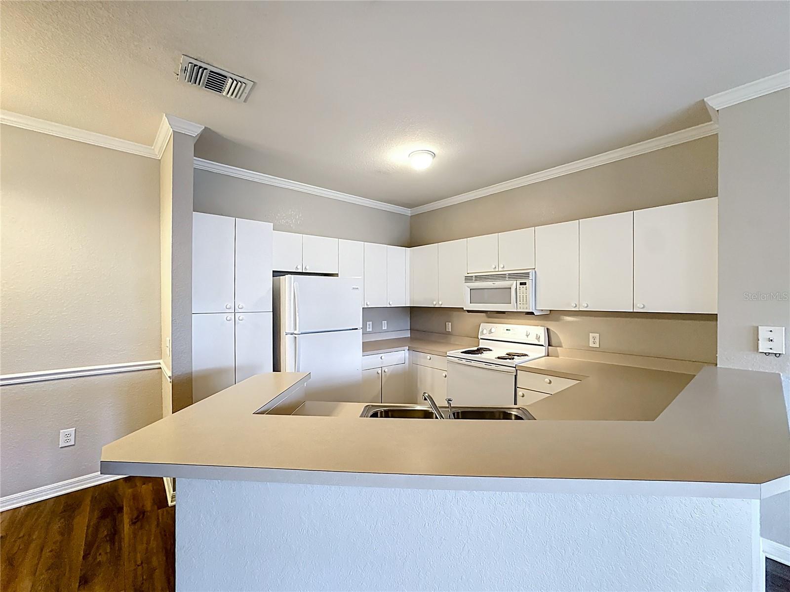 MOSAIC/MILLENIA - Residential