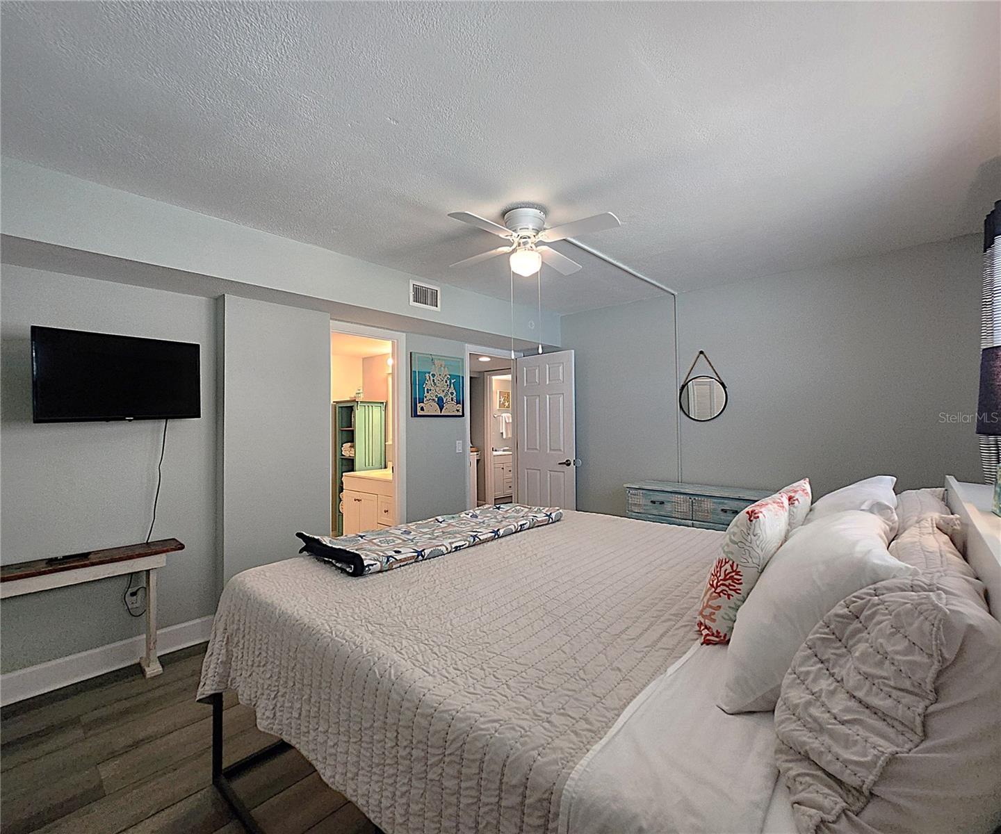 GULF SHORES CONDO - Residential