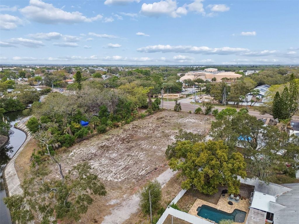 Photo of 5306 73rd Way N, St Petersburg, FL 33709 (MLS # TB8488852)