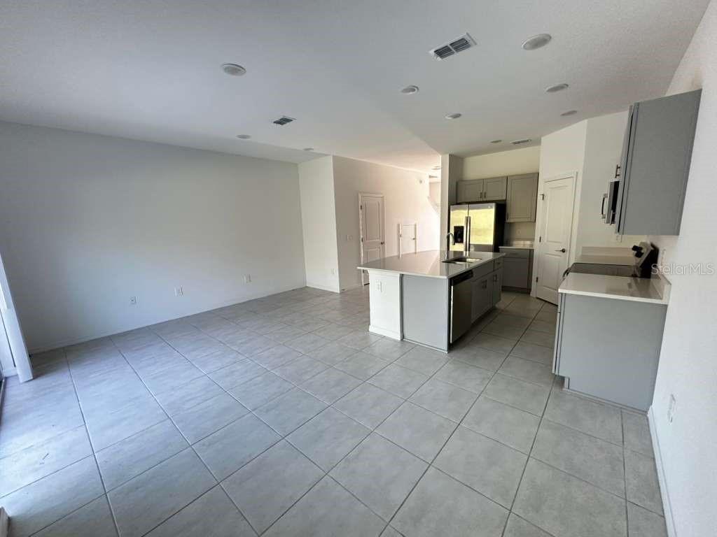 WESTVIEW POD A PH 1B & 2 - Residential Lease