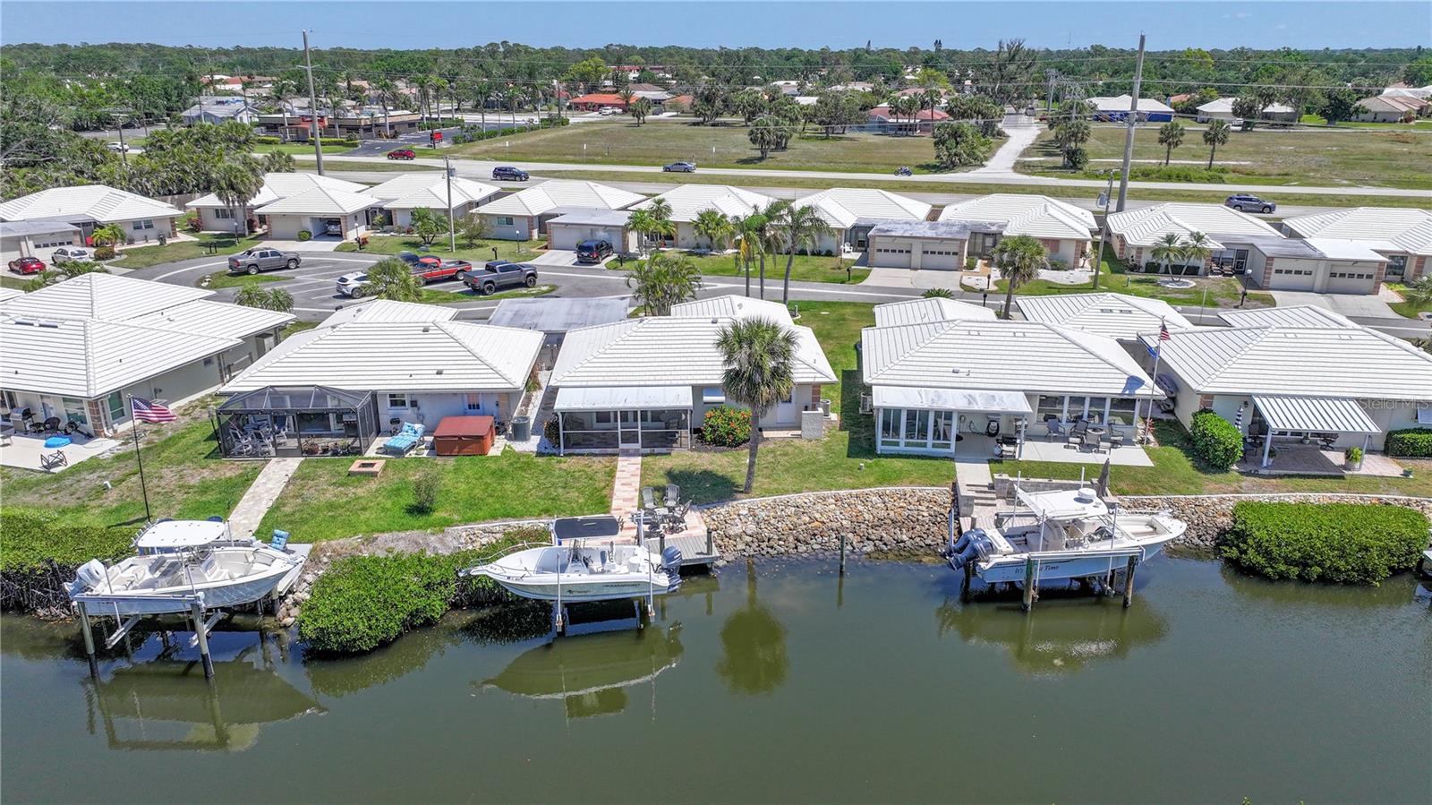 SORRENTO VILLAS 1 - Residential