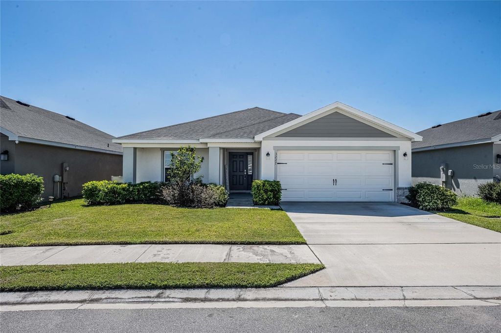Photo of 3227 Costello Circle, Winter Haven, FL 33884 (MLS # L4956563)