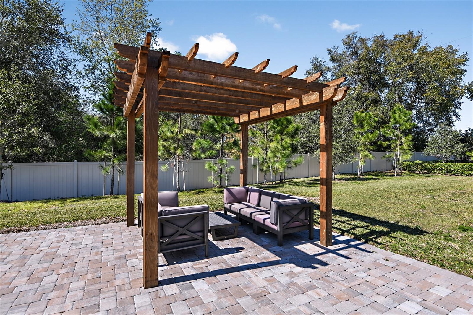 LAKE LINCOLN SUB - Residential