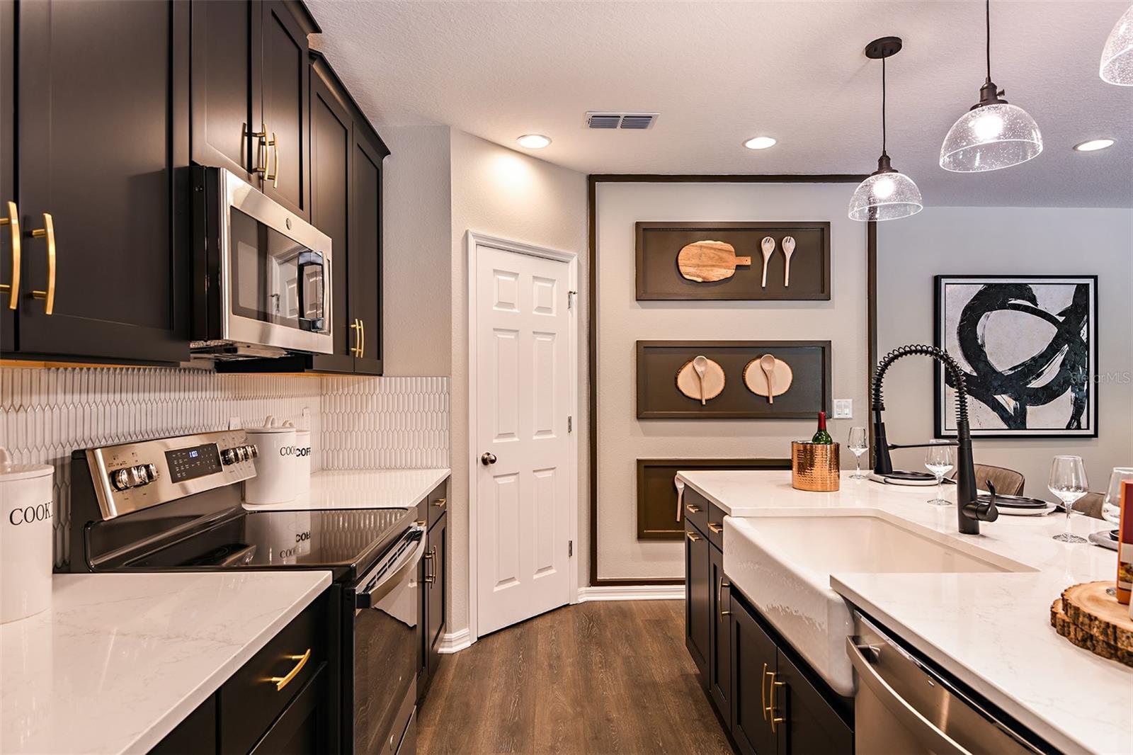 LAKE LINCOLN SUB - Residential