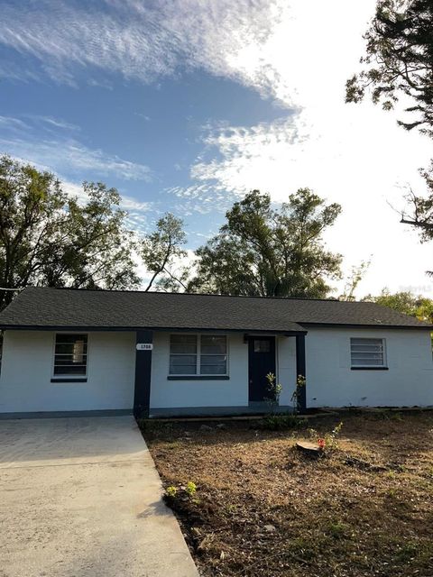 1708 W FOLLOWTHRU DRIVE TAMPA FL 33612