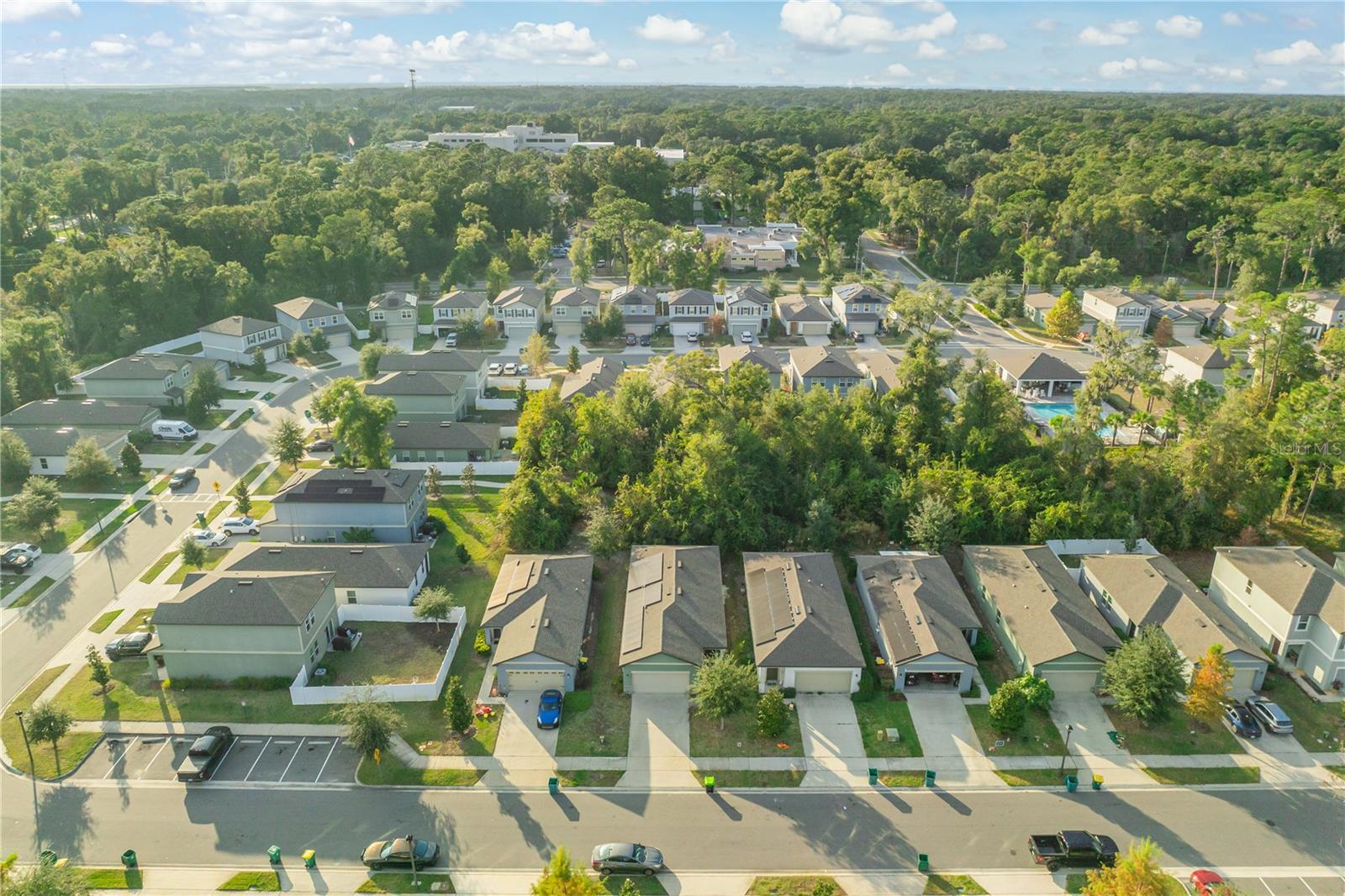 LINCOLN OAKS - Residential