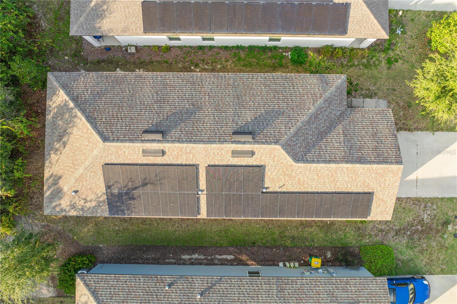 LINCOLN OAKS - Residential