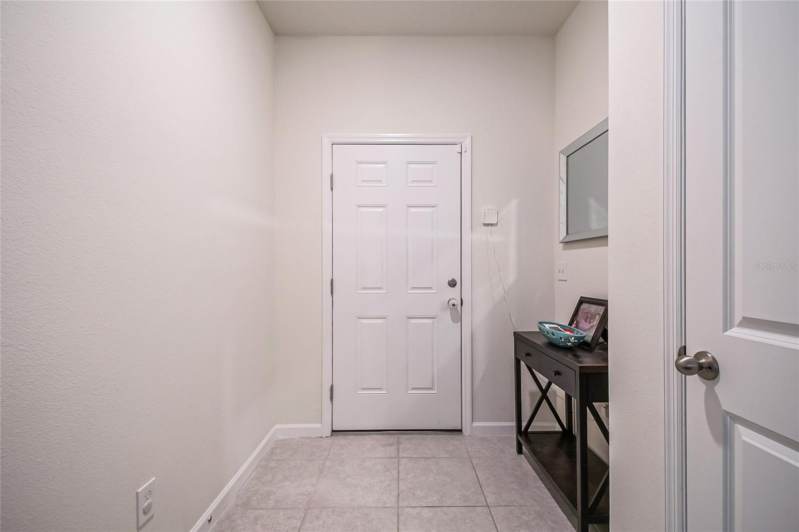 LINCOLN OAKS - Residential