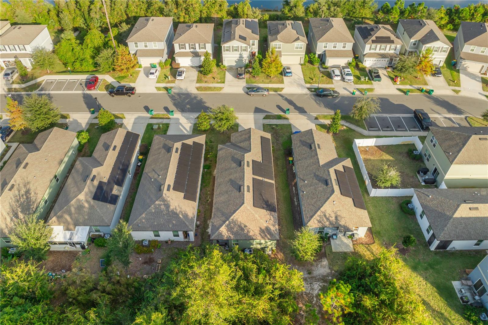 LINCOLN OAKS - Residential