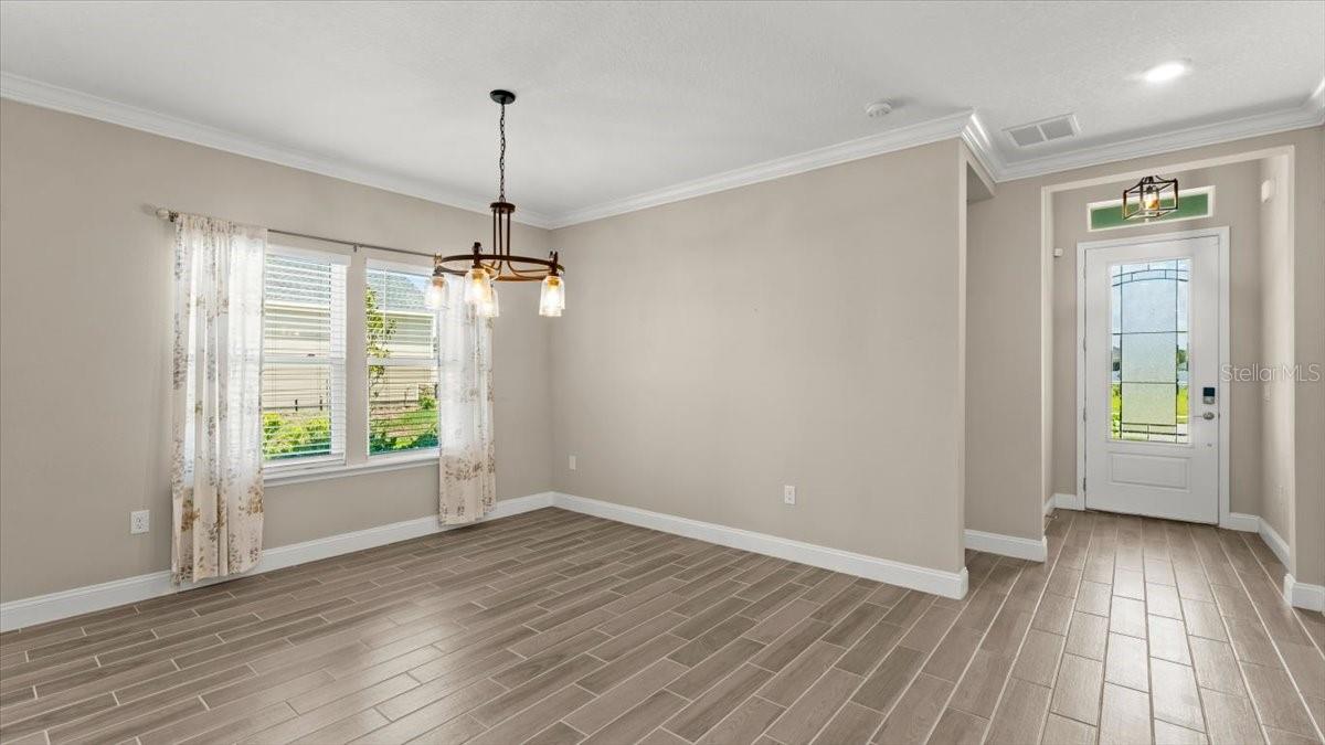 4111 CLIFDEN DRIVE