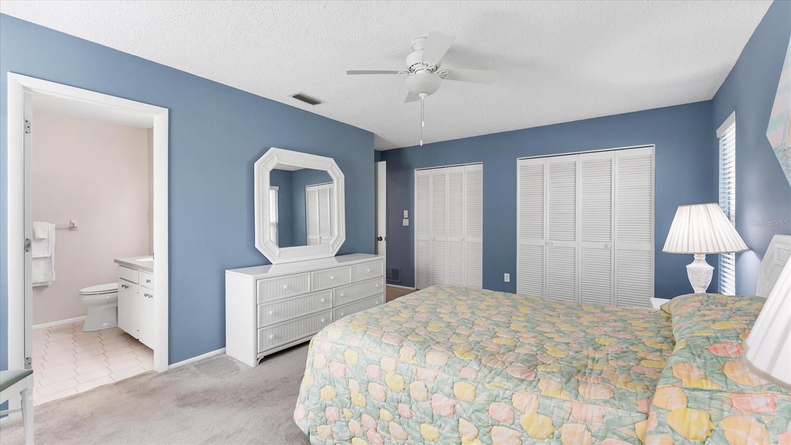 VILLAGE GREEN OF BRADENTON SEC 8 - Residential