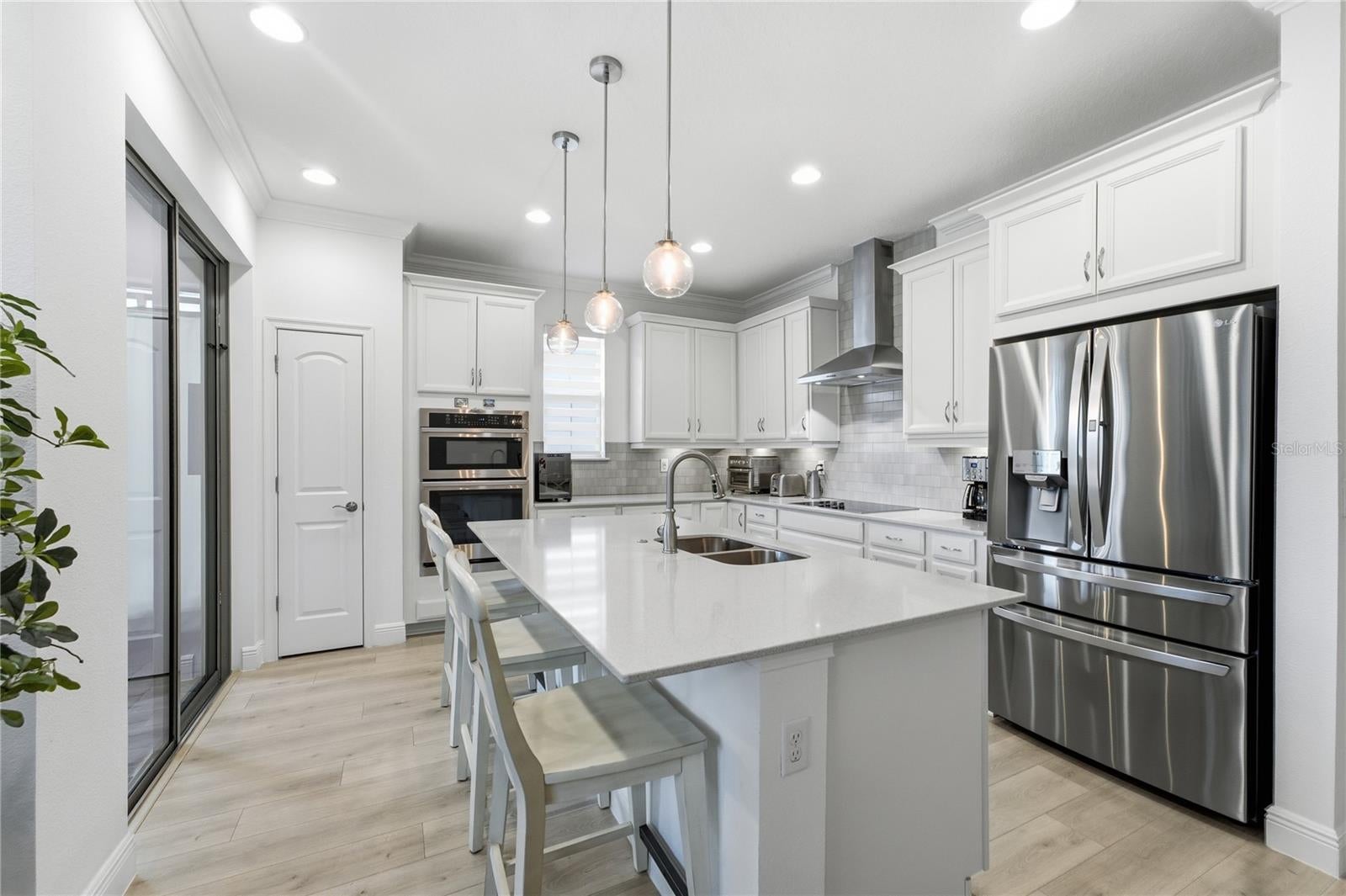 7669 FIVE OAKS DRIVE