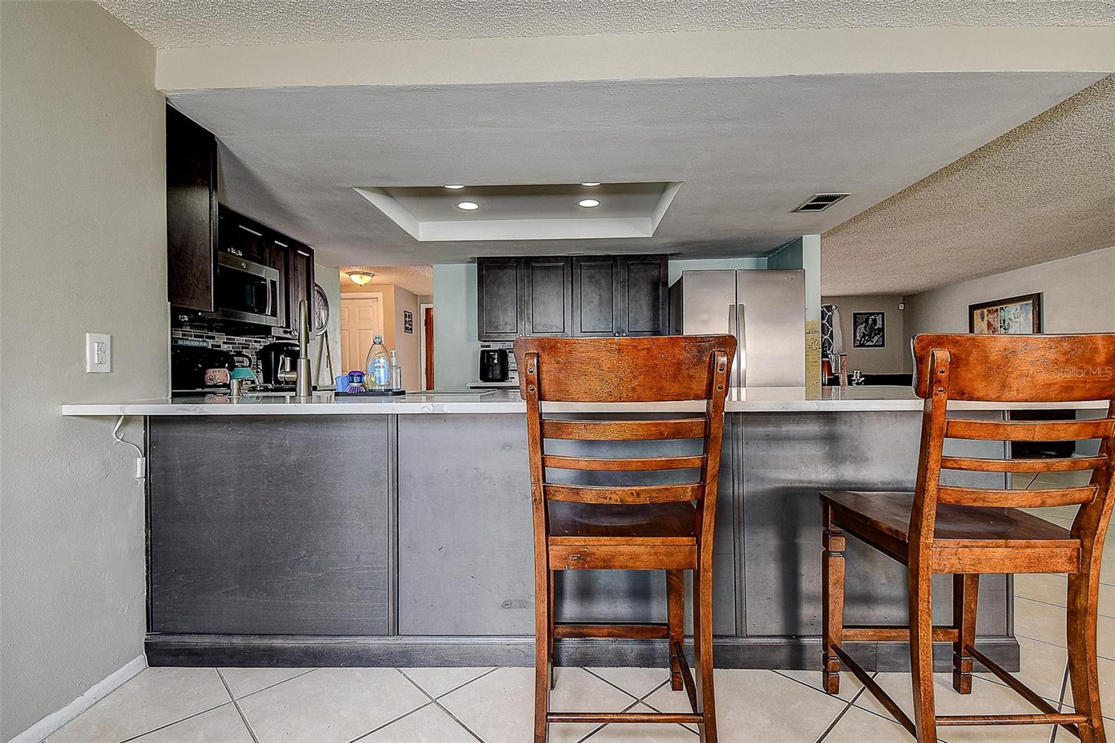 COLONIAL HILLS - Residential