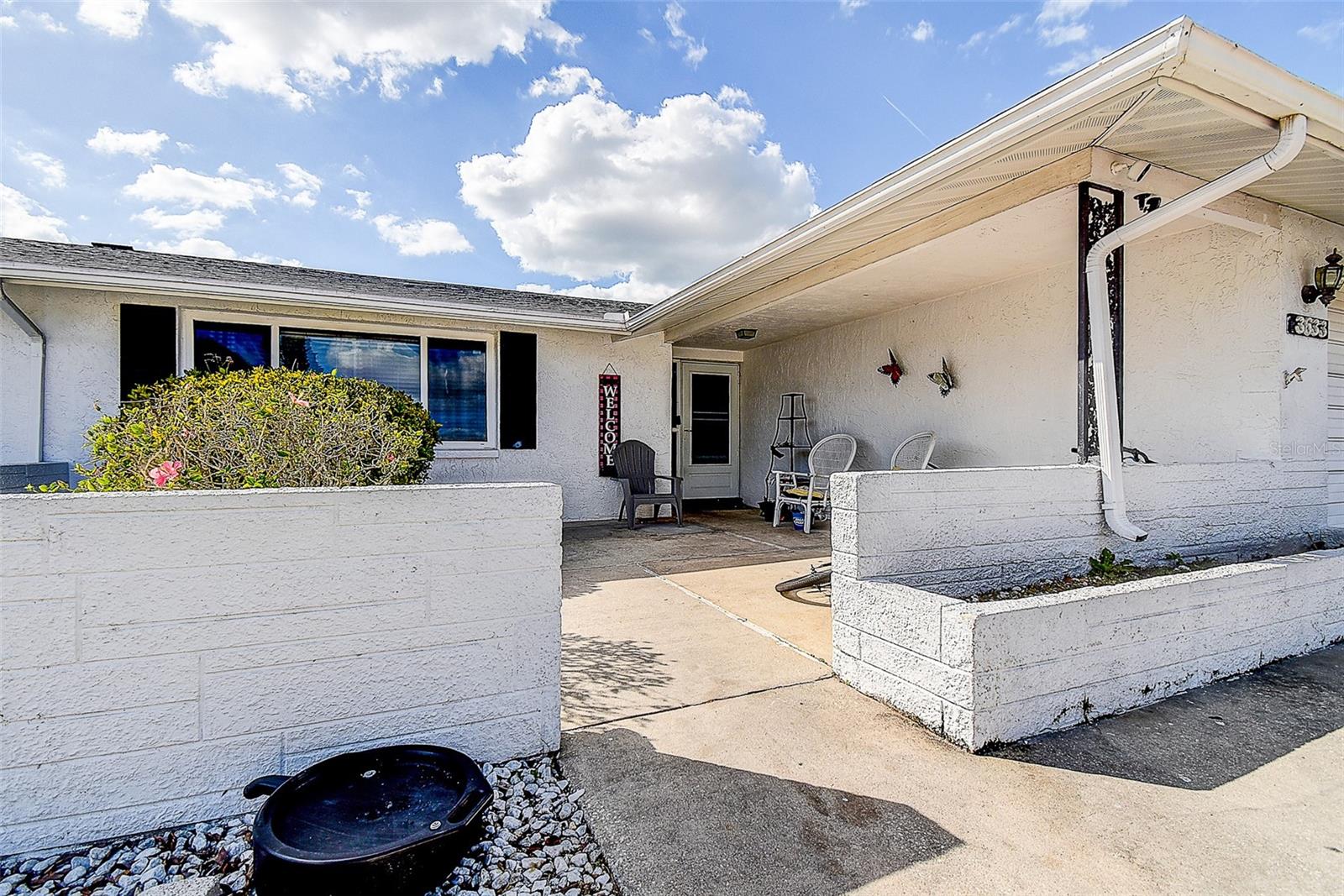 COLONIAL HILLS - Residential