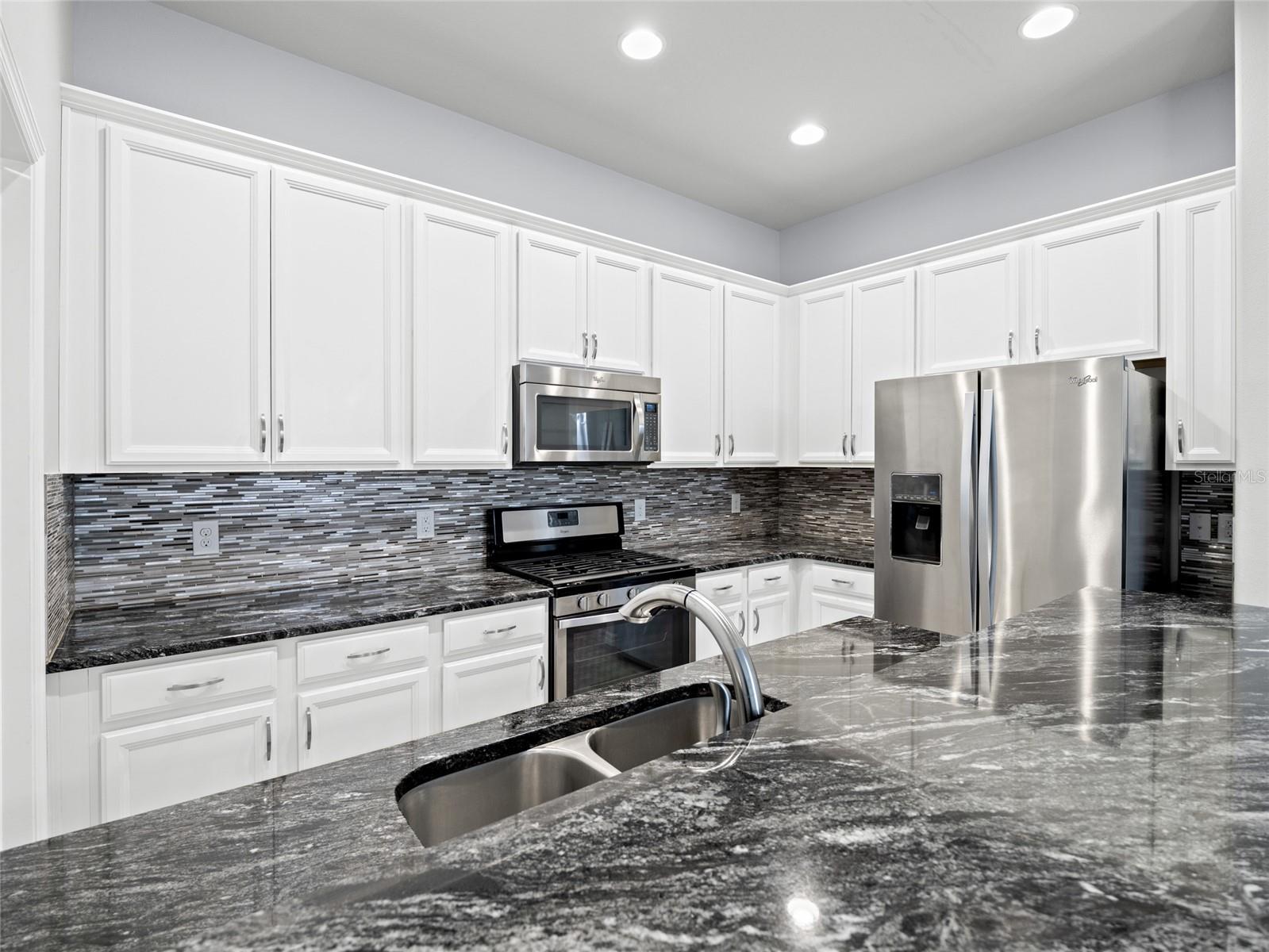 ARRIVAS VILLAGE PH 1 - Residential