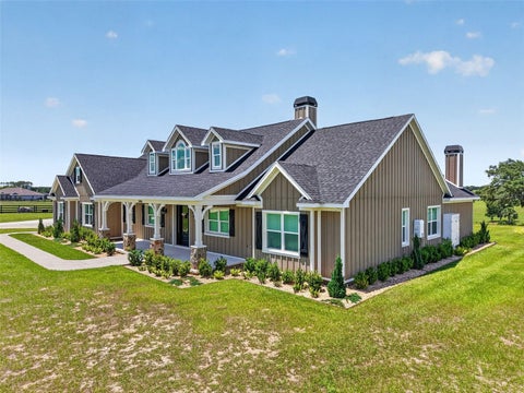 Tiny photo for 5496 Nantahala Lane, Lady Lake, FL 32159 (MLS # G5112837)