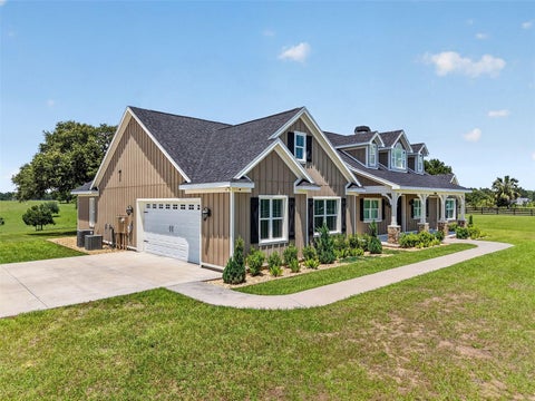 Tiny photo for 5496 Nantahala Lane, Lady Lake, FL 32159 (MLS # G5112837)