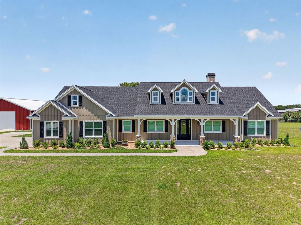 Photo of 5496 Nantahala Lane, Lady Lake, FL 32159 (MLS # G5112837)
