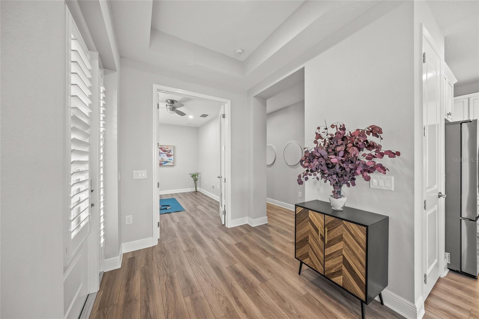 LAKEHOUSE COVE/WATERSIDE PH 4 - Residential