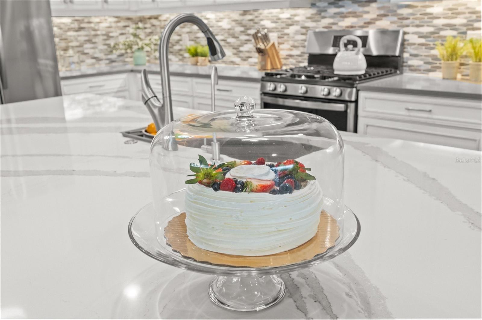 LAKEHOUSE COVE/WATERSIDE PH 4 - Residential