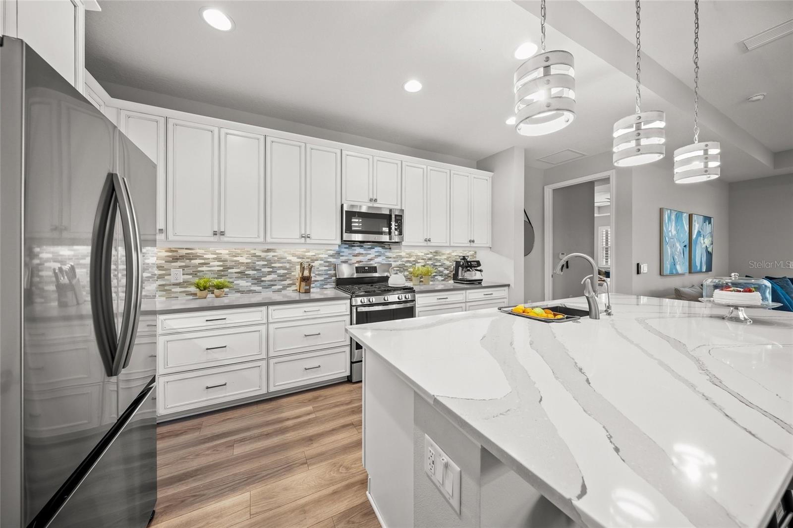 LAKEHOUSE COVE/WATERSIDE PH 4 - Residential