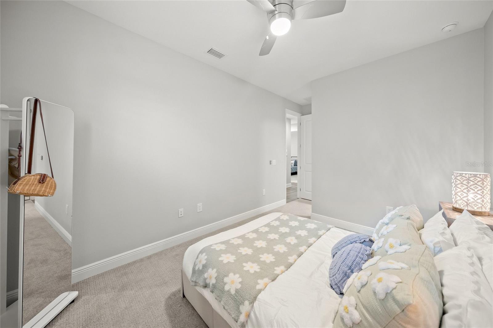 LAKEHOUSE COVE/WATERSIDE PH 4 - Residential