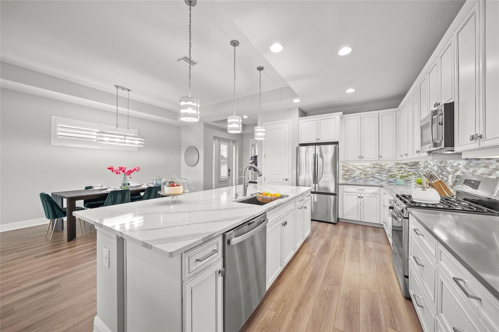 LAKEHOUSE COVE/WATERSIDE PH 4 - Residential