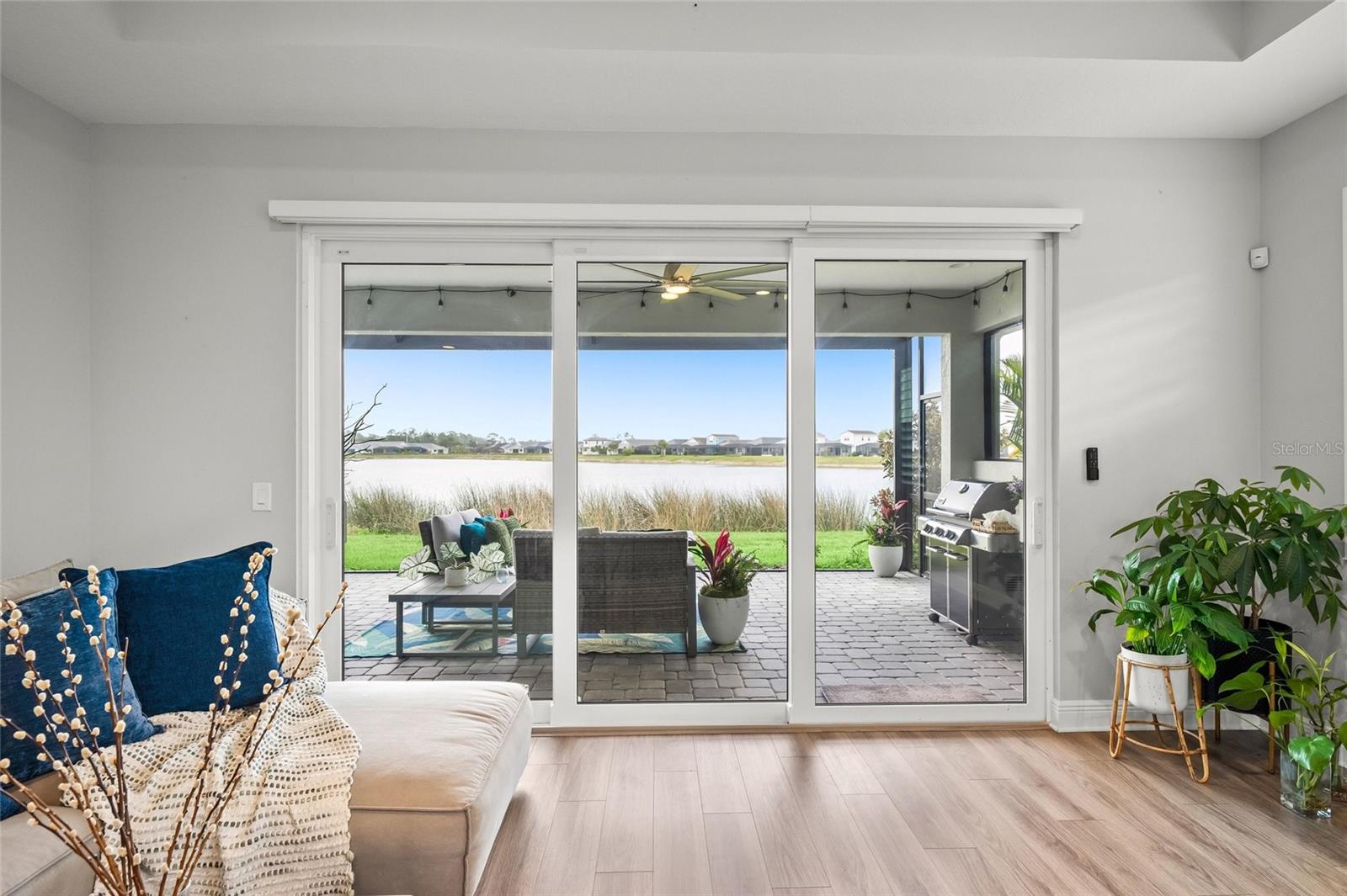 LAKEHOUSE COVE/WATERSIDE PH 4 - Residential