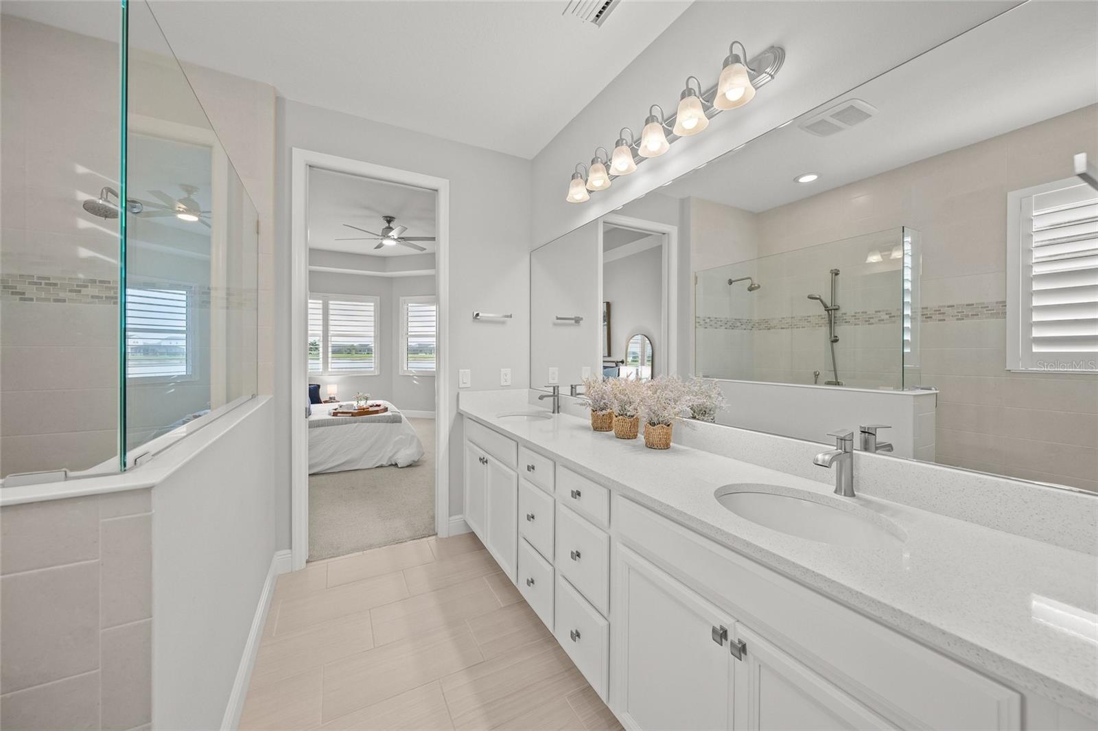 LAKEHOUSE COVE/WATERSIDE PH 4 - Residential