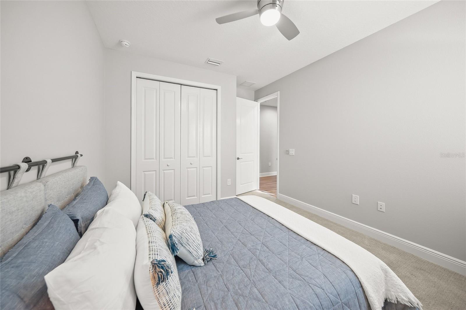 LAKEHOUSE COVE/WATERSIDE PH 4 - Residential