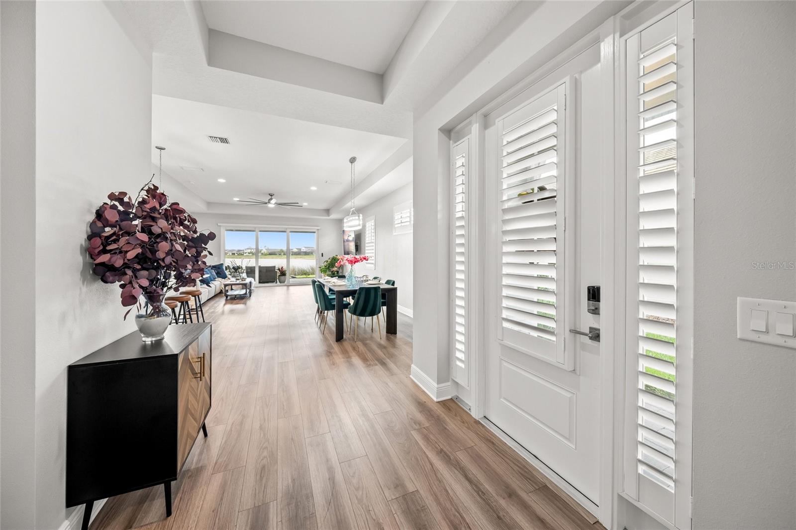 LAKEHOUSE COVE/WATERSIDE PH 4 - Residential