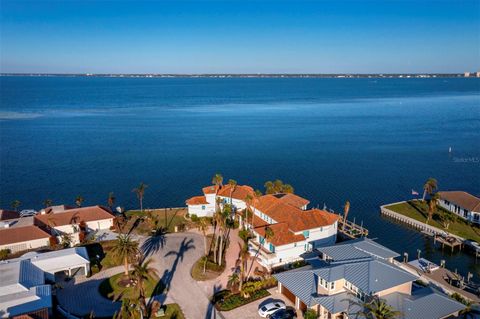 A home in LONGBOAT KEY