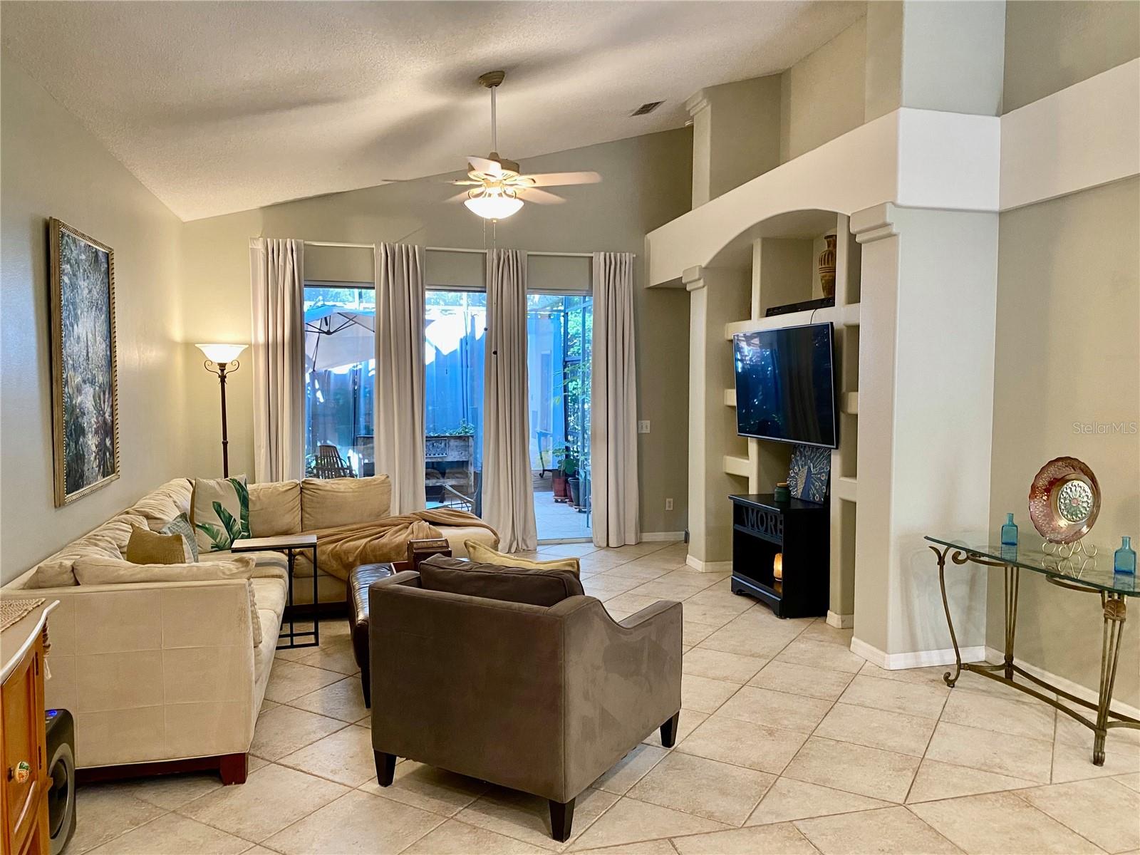 FOX GLEN AT CHELSEA PARC TUSCAWILLA PH 2 - Residential