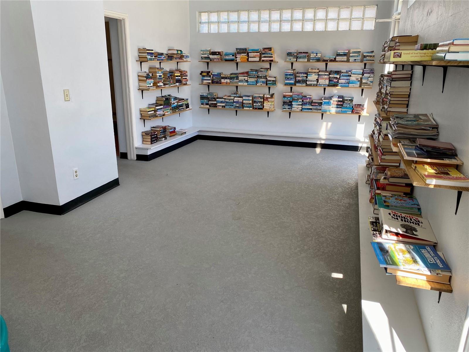 FOX GLEN AT CHELSEA PARC TUSCAWILLA PH 2 - Residential