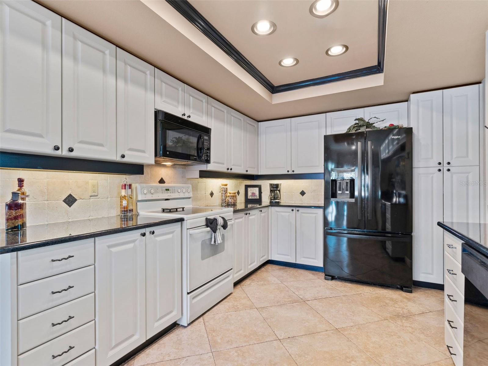 BAYSIDE VILLAGE - Residential