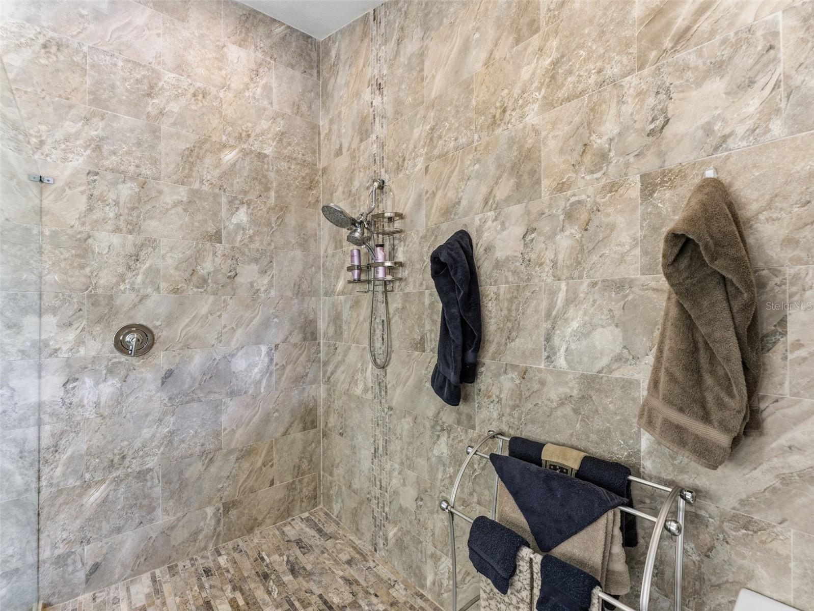 BAYSIDE VILLAGE - Residential