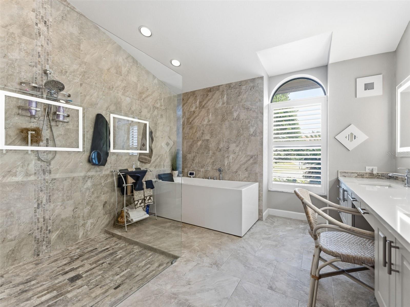 BAYSIDE VILLAGE - Residential