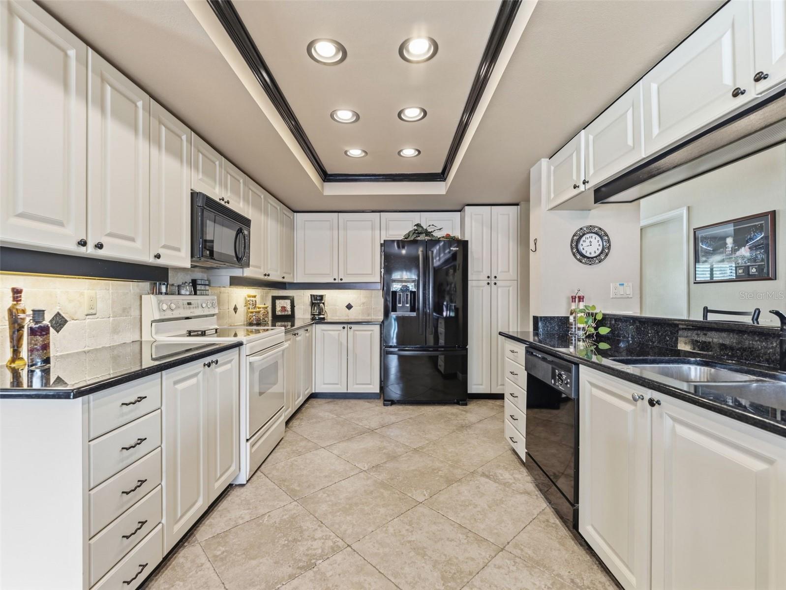 BAYSIDE VILLAGE - Residential