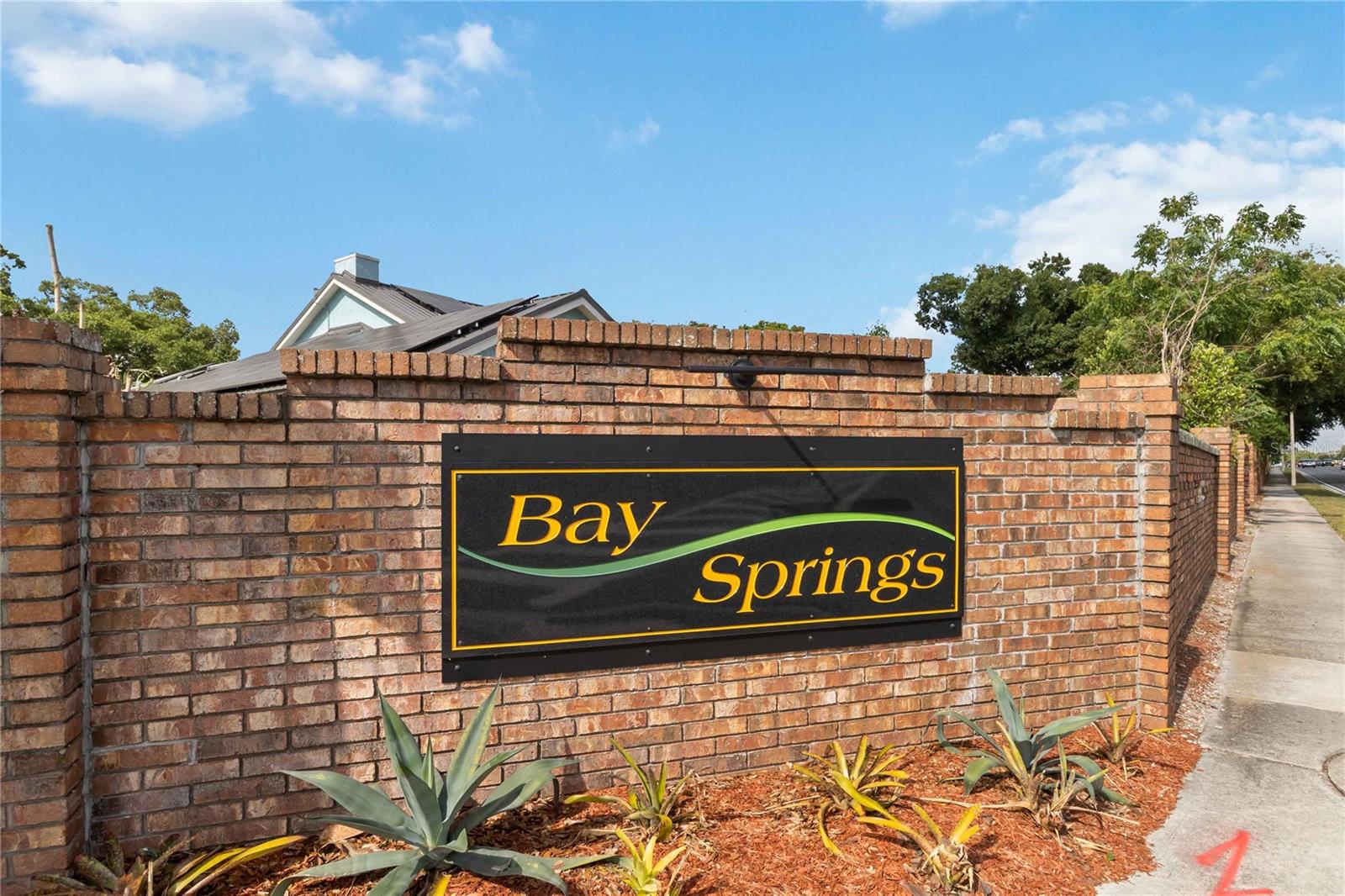 7524 QUAIL RUN COURT