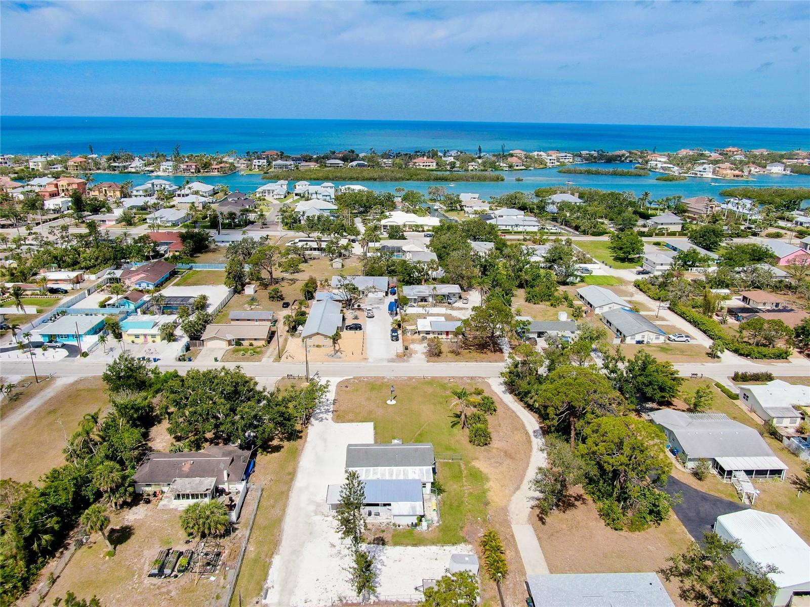 612 SHORE ROAD