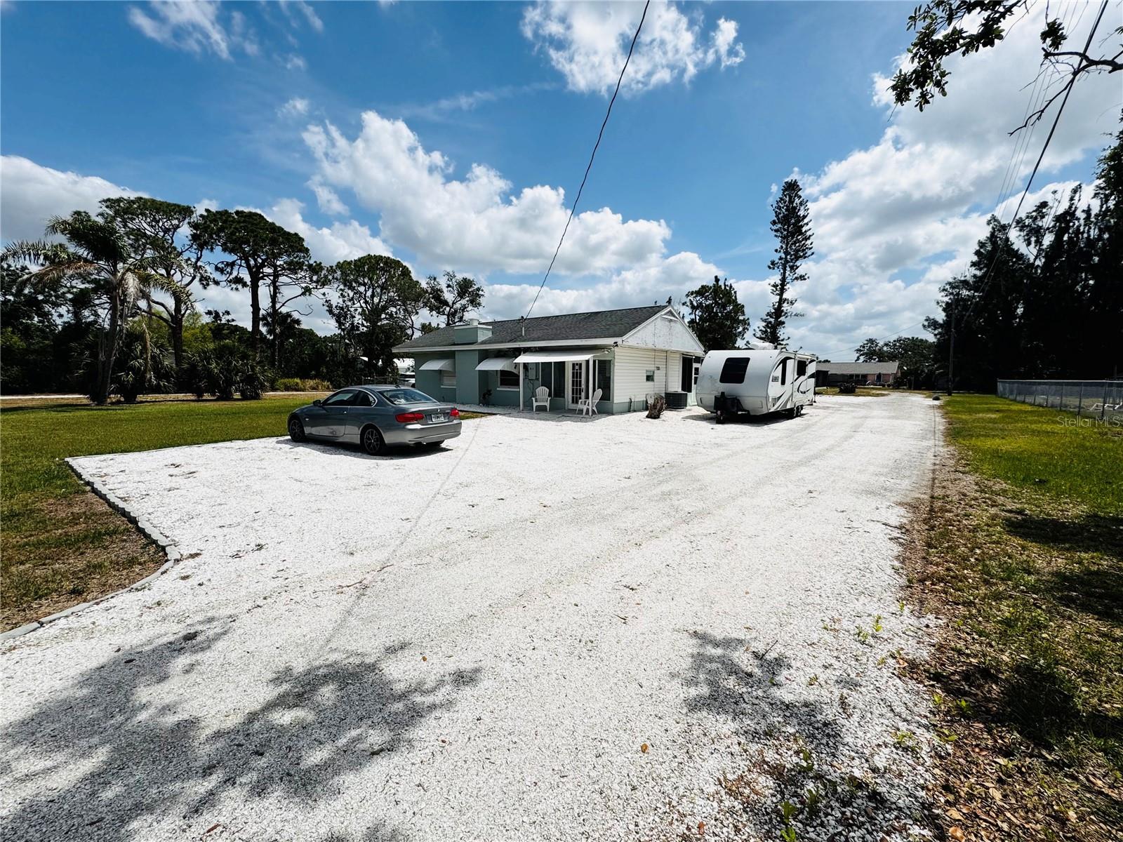 612 SHORE ROAD