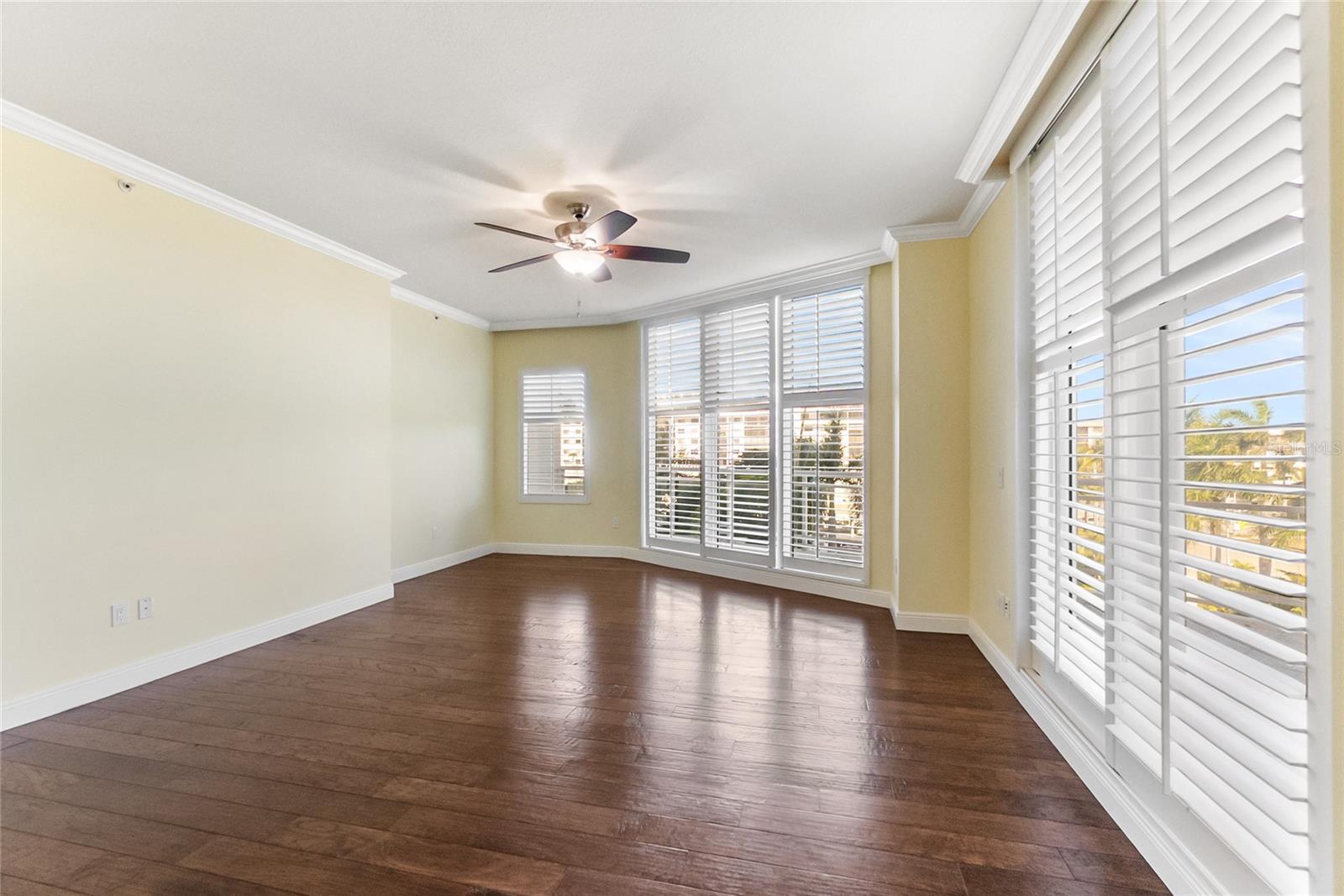 THE BEACH RESIDENCES - Residential